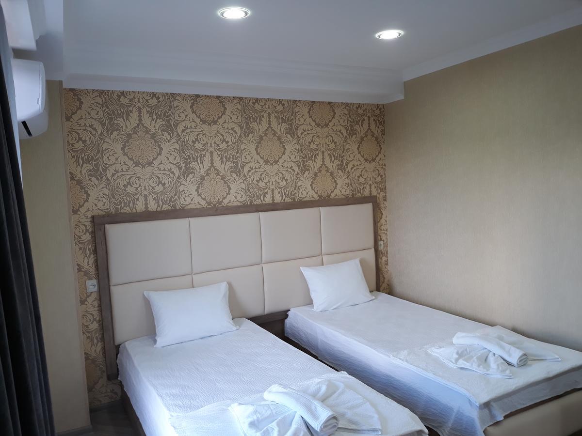 Our House Kutaisi Hotel Exterior photo